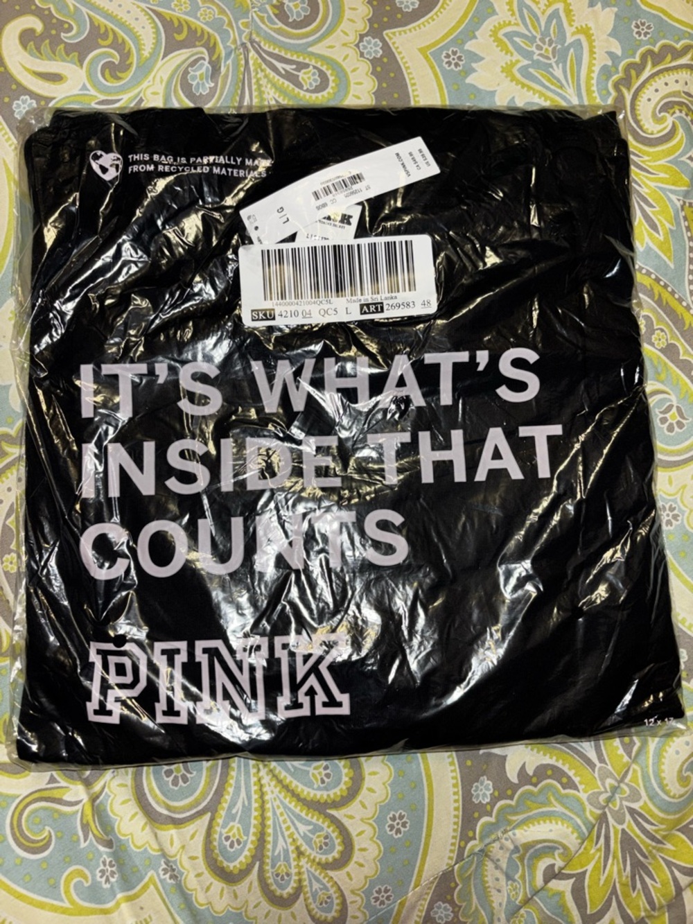 🦋 Victoria's Secret PINK Black Logo Tee
